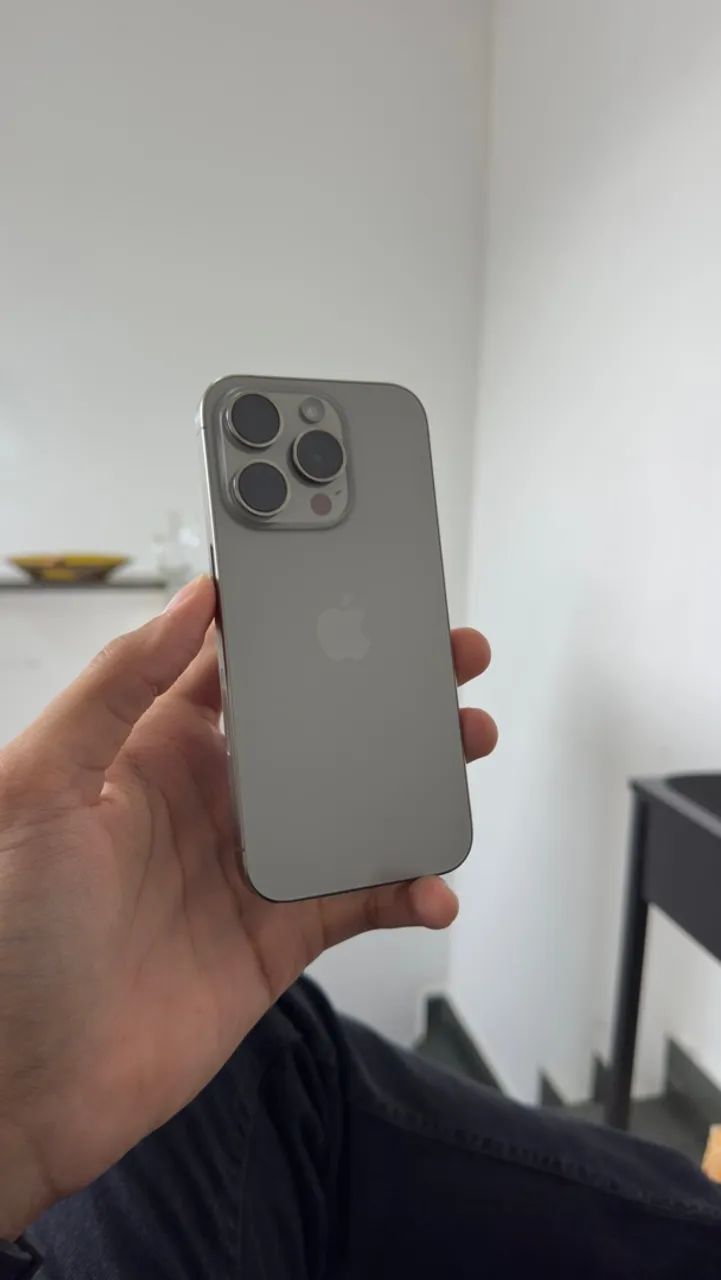 iPhone 15 pro - 128gb