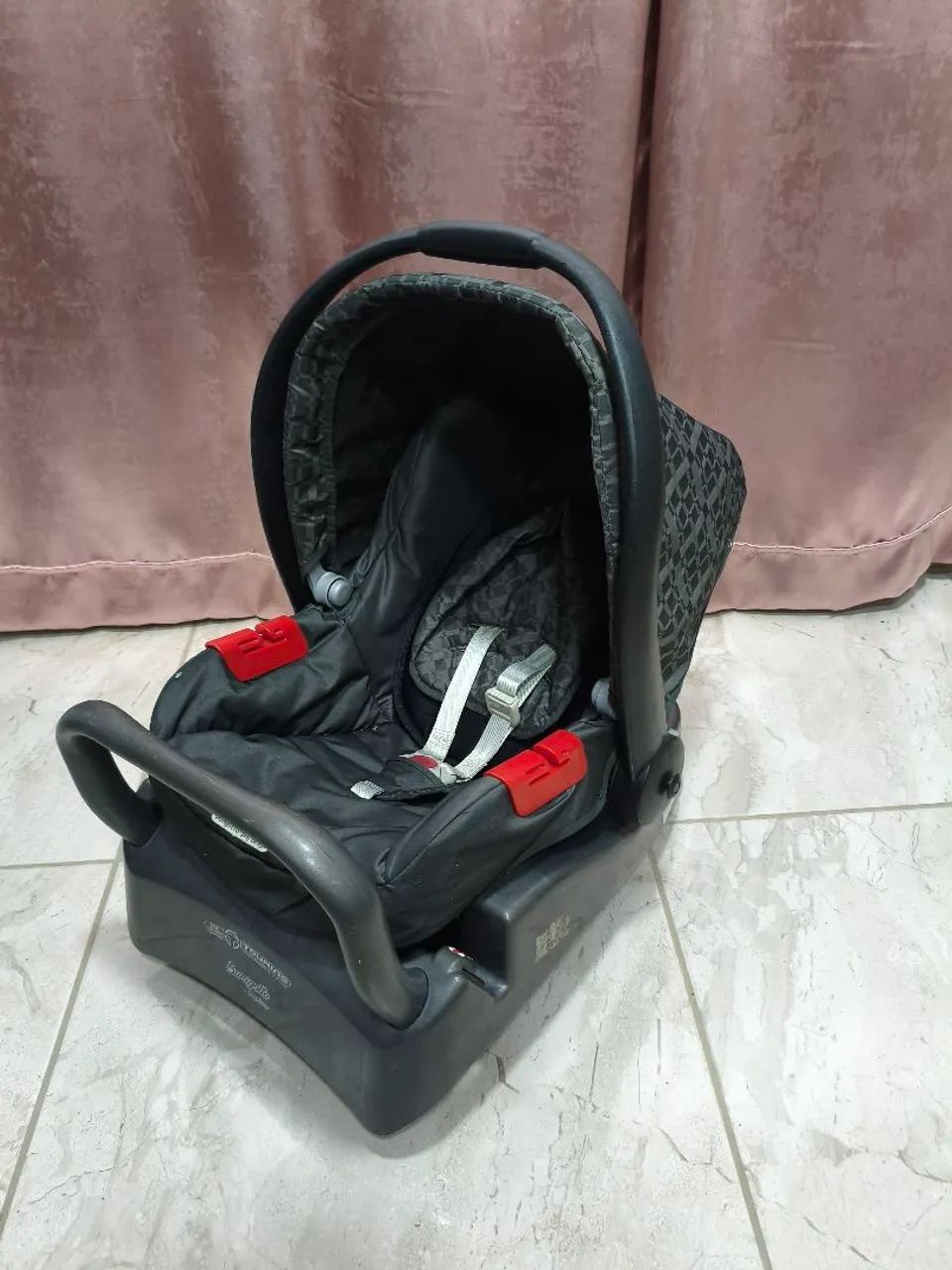 Bebê Conforto Burigotto Touring Evolution + Base para Carro. - Foto 3
