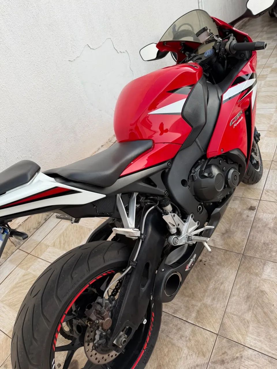 Vd Cbr 1000 com abs 42 mil km - Foto 4