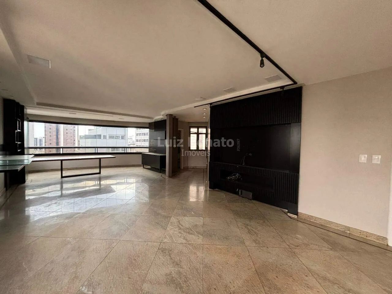 Apartamento para aluguel, 4 quartos, 210m² no Funcionários