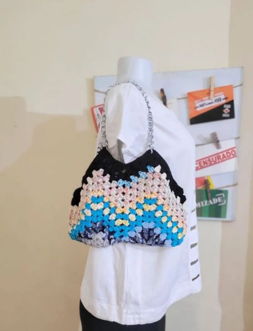 Bolsa crochê corrente colorida alça  - Foto 3