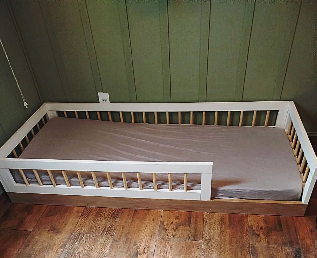 Cama Infantil de chão Montessoriana Solteiro + Colchão Gazin (Nunca usados) - Foto 3