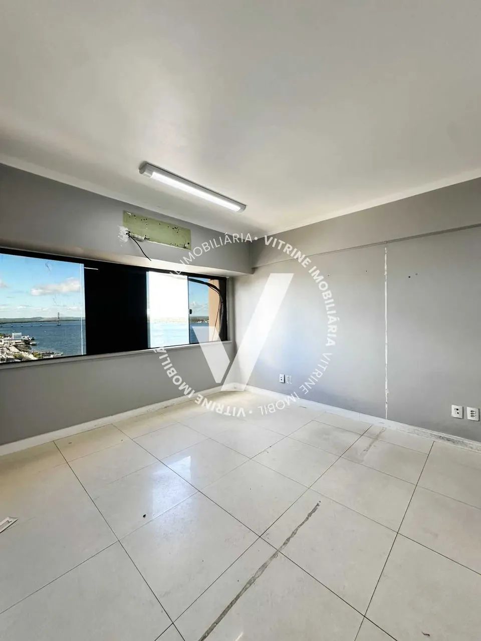 SALA COMERCIAL EDFIFICIO OVIEDO TEIXEIRA [984] - Foto 4