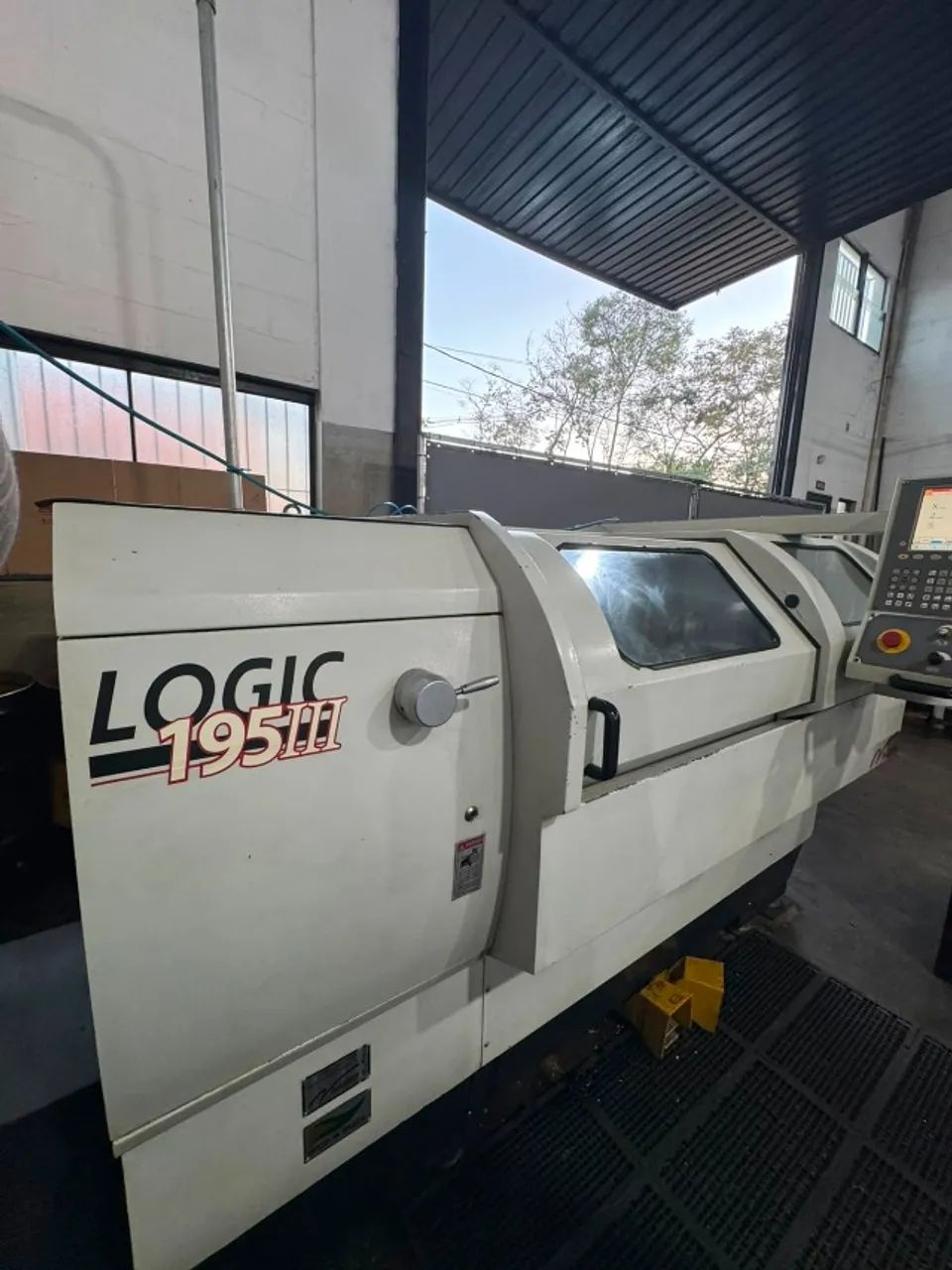 TORNO CNC MARCA NARDINI MODELO LOGIC 195 III