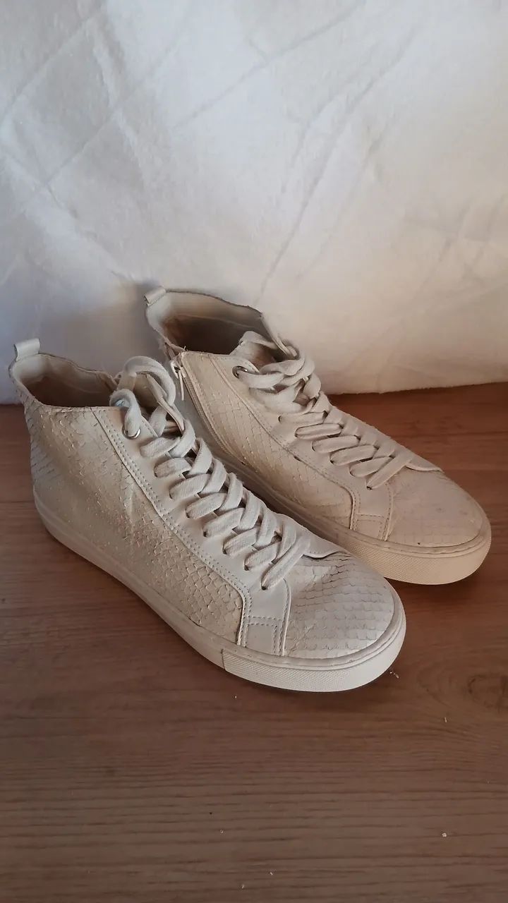 Tenis feminino Arezzo tamnho 36