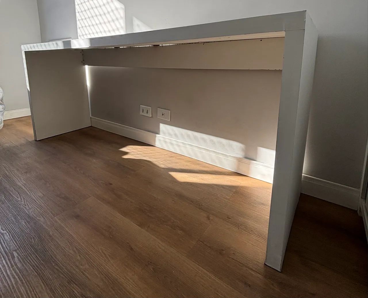MESA MINIMALISTA