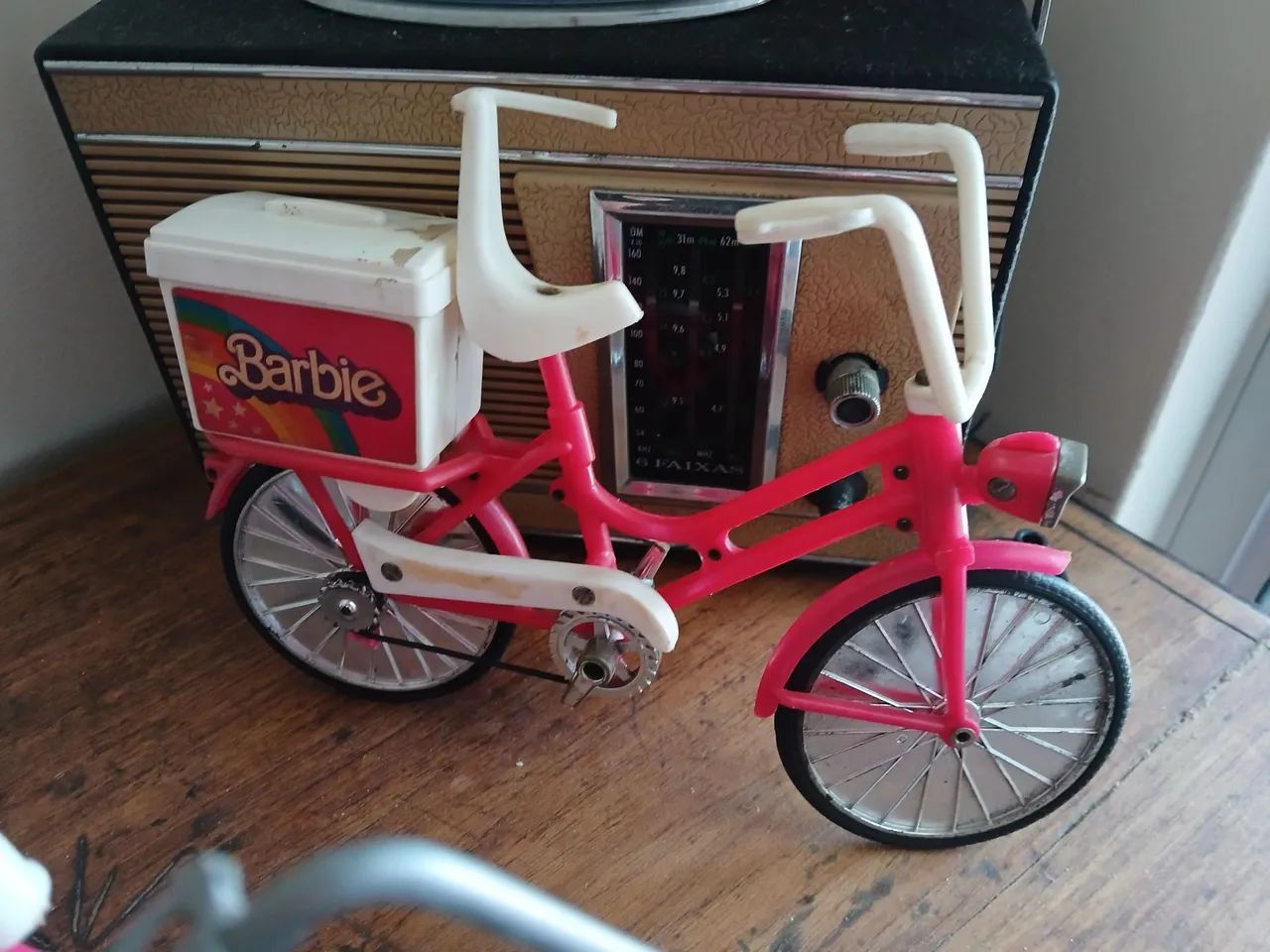 Bicicleta da barbie 80s - Foto 2