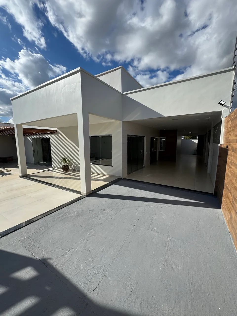 Excelente casa de alto padrão no bairro Paraviana - Foto 2