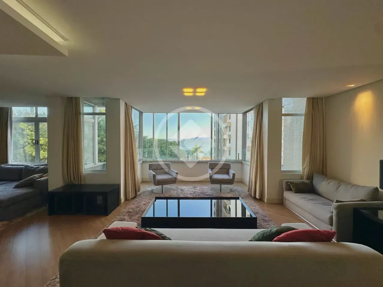 FS Frente Mar na Bocaiúva | 3 Suítes e 2 Vagas - Foto 4
