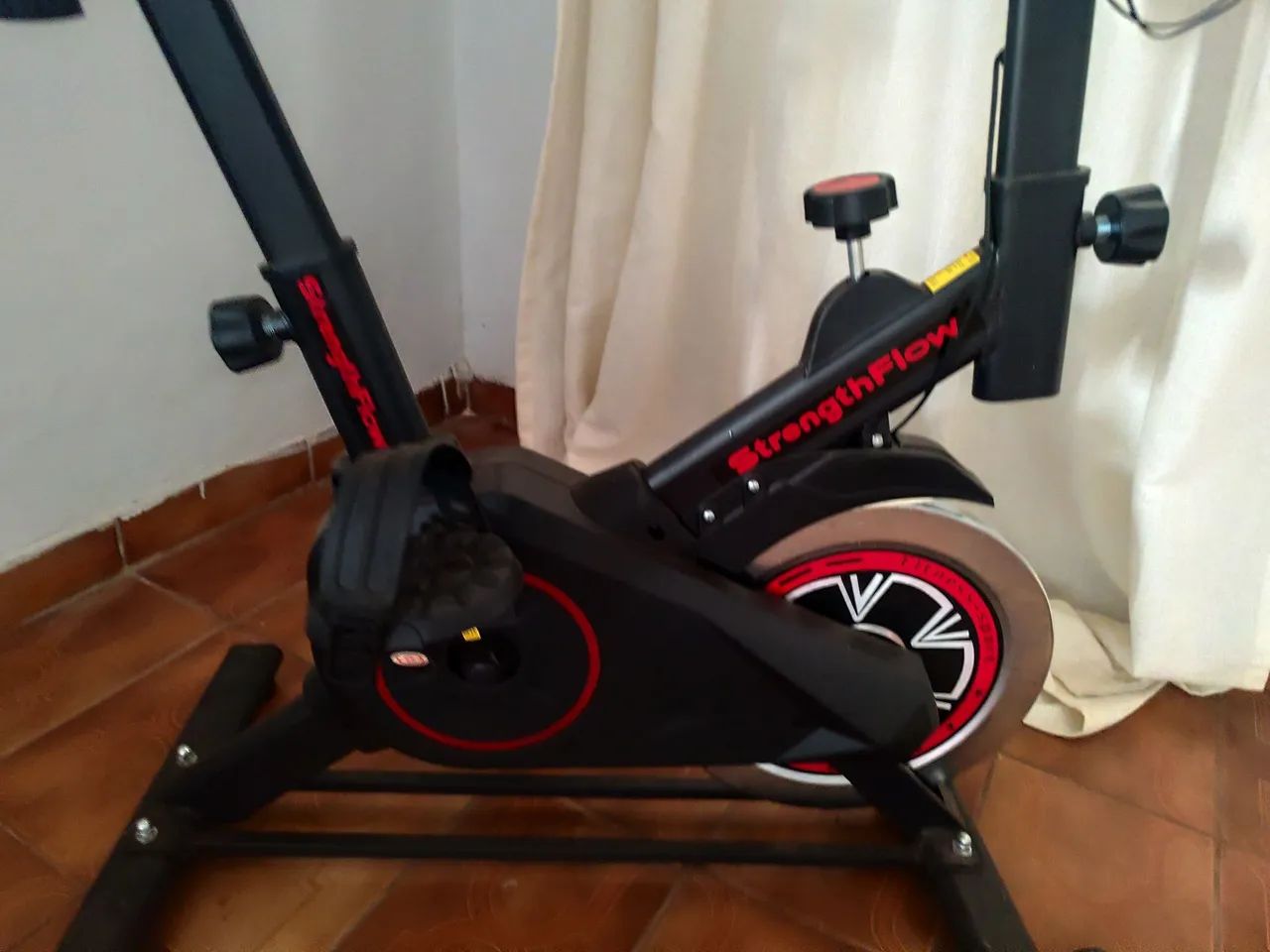 Bicicleta ergométrica  - Foto 2