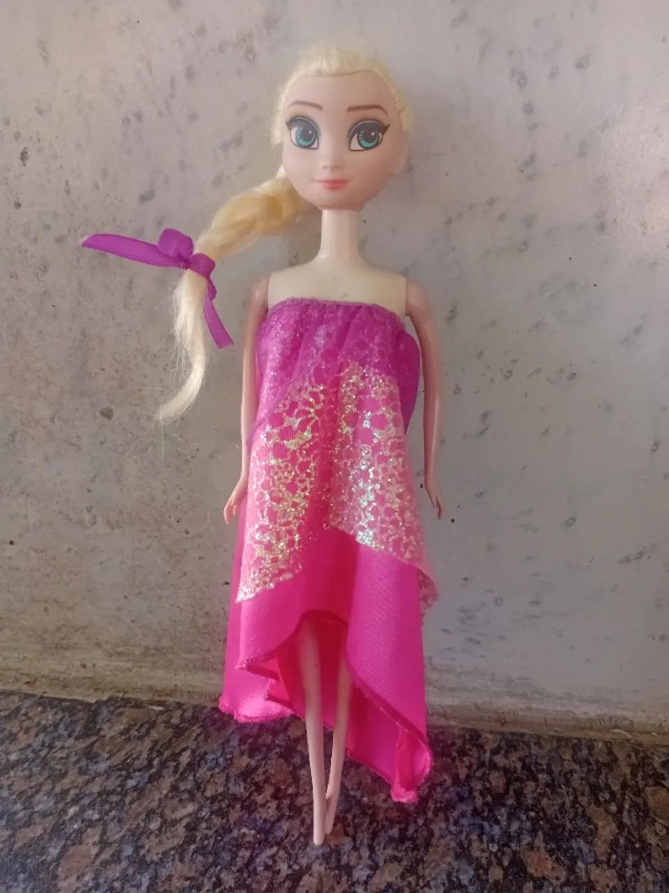 Boneca frozen usada