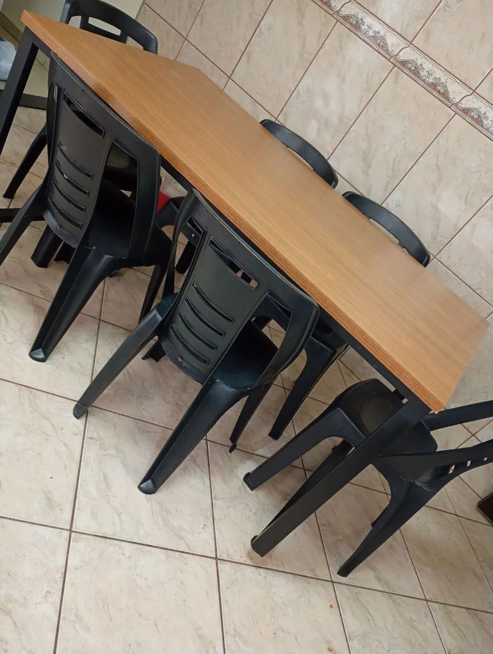 Mesa e cadeiras  - Foto 2