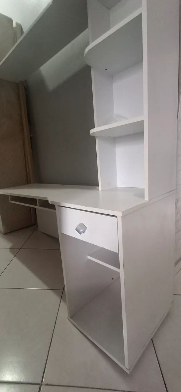 Painel de TV com rack, gaveta e prateleiras - Foto 3