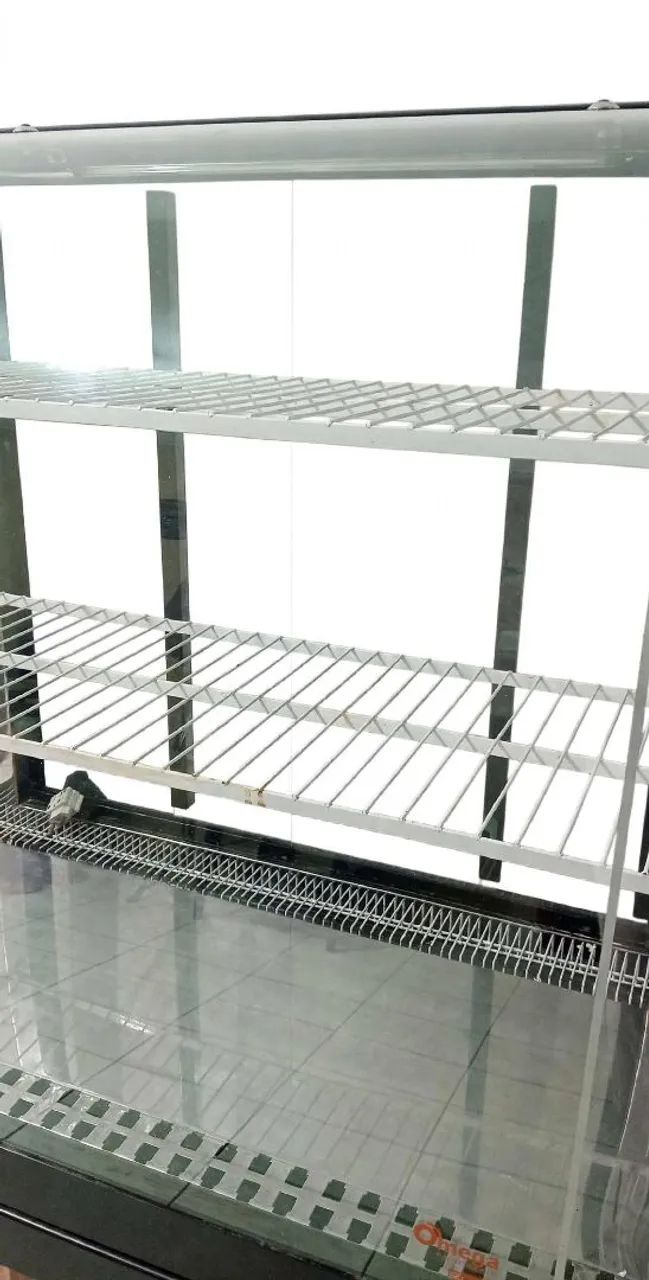  Vitrine refrigerada Ômega  - Foto 2
