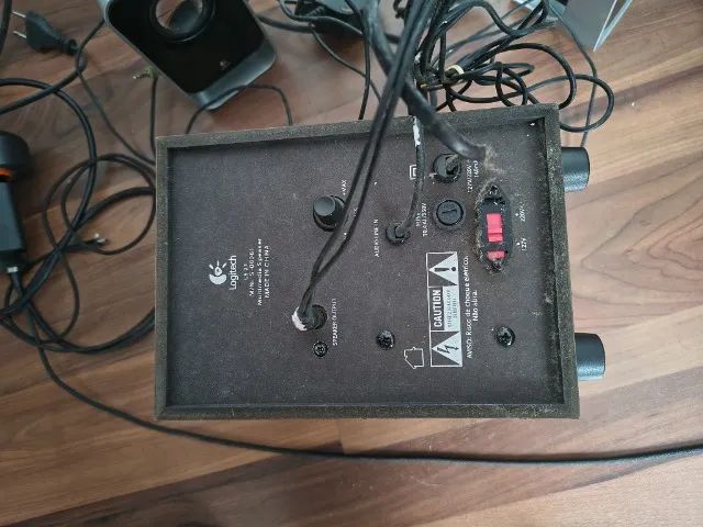 Caixa de Som Logitech LS21 2.1 - Foto 3