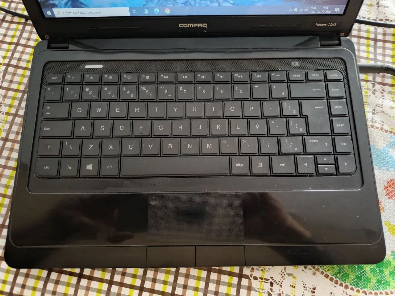 Notebook compac i3 com 4gb memória, teclado novo, carregador. - Foto 3