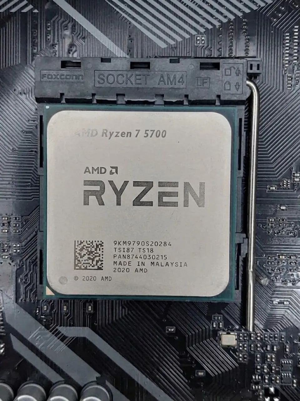 Processador AMD Ryzen 7 5700 - Foto 4