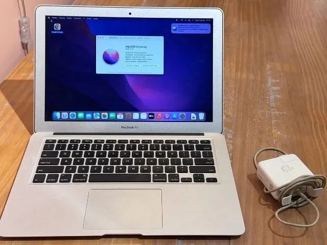 MacBook Air (13-inch, Early 2015)