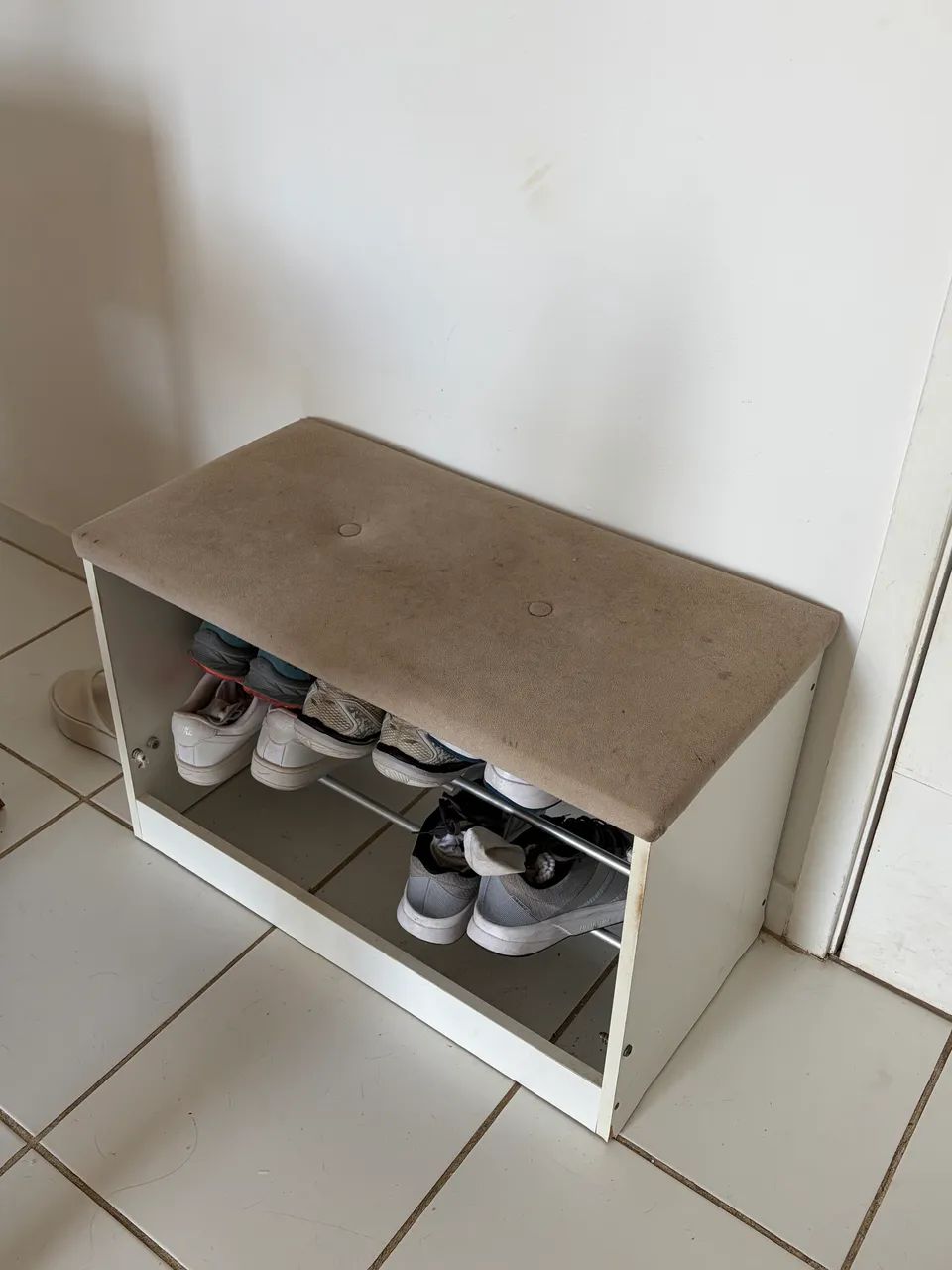 Sapateira de porta