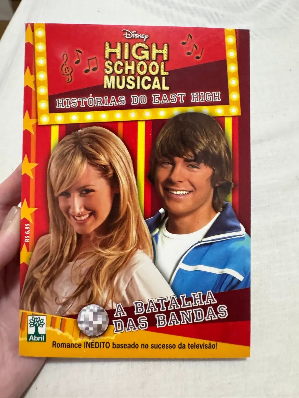Kit antigo fã de High School Musical, livro + radinho - Foto 2