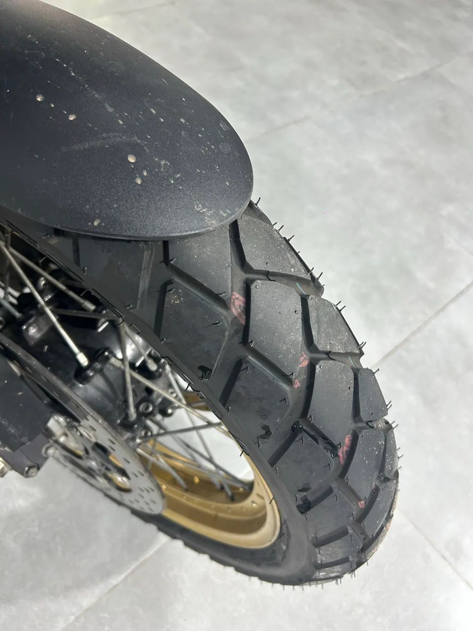 VSTRON 1000 ADVENTURE  - Foto 4