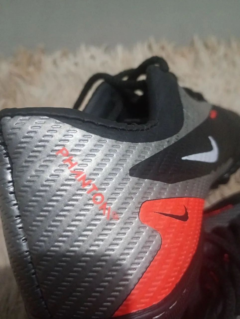 Chuteira society Nike Phantom GX original - Foto 2