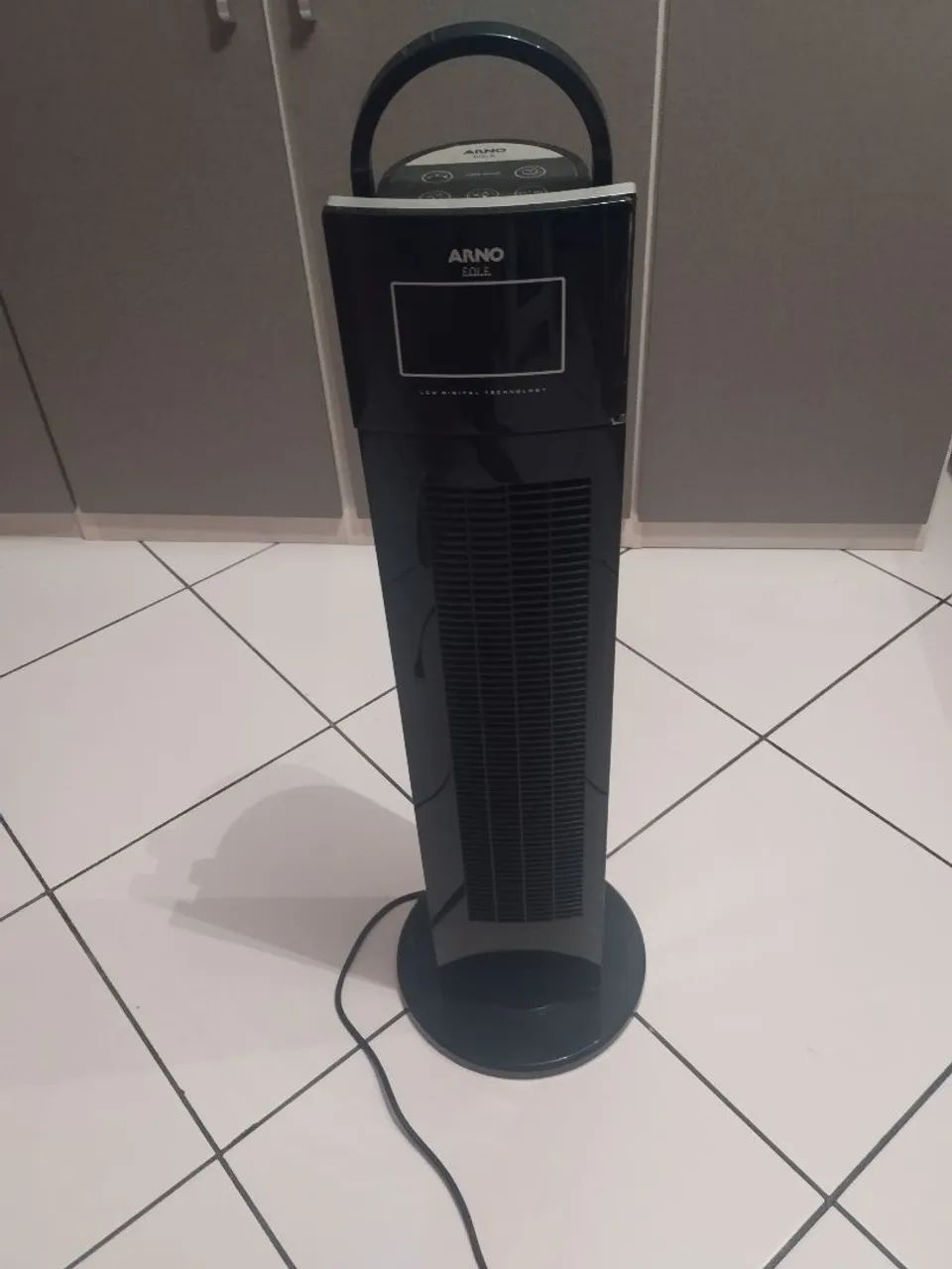 Ventilador torre Arno semi novo!!!