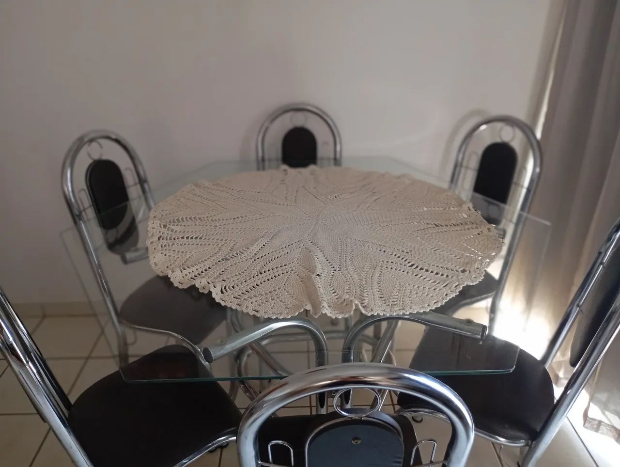 Mesa 6 cadeiras, vidro sextavado  - Foto 2
