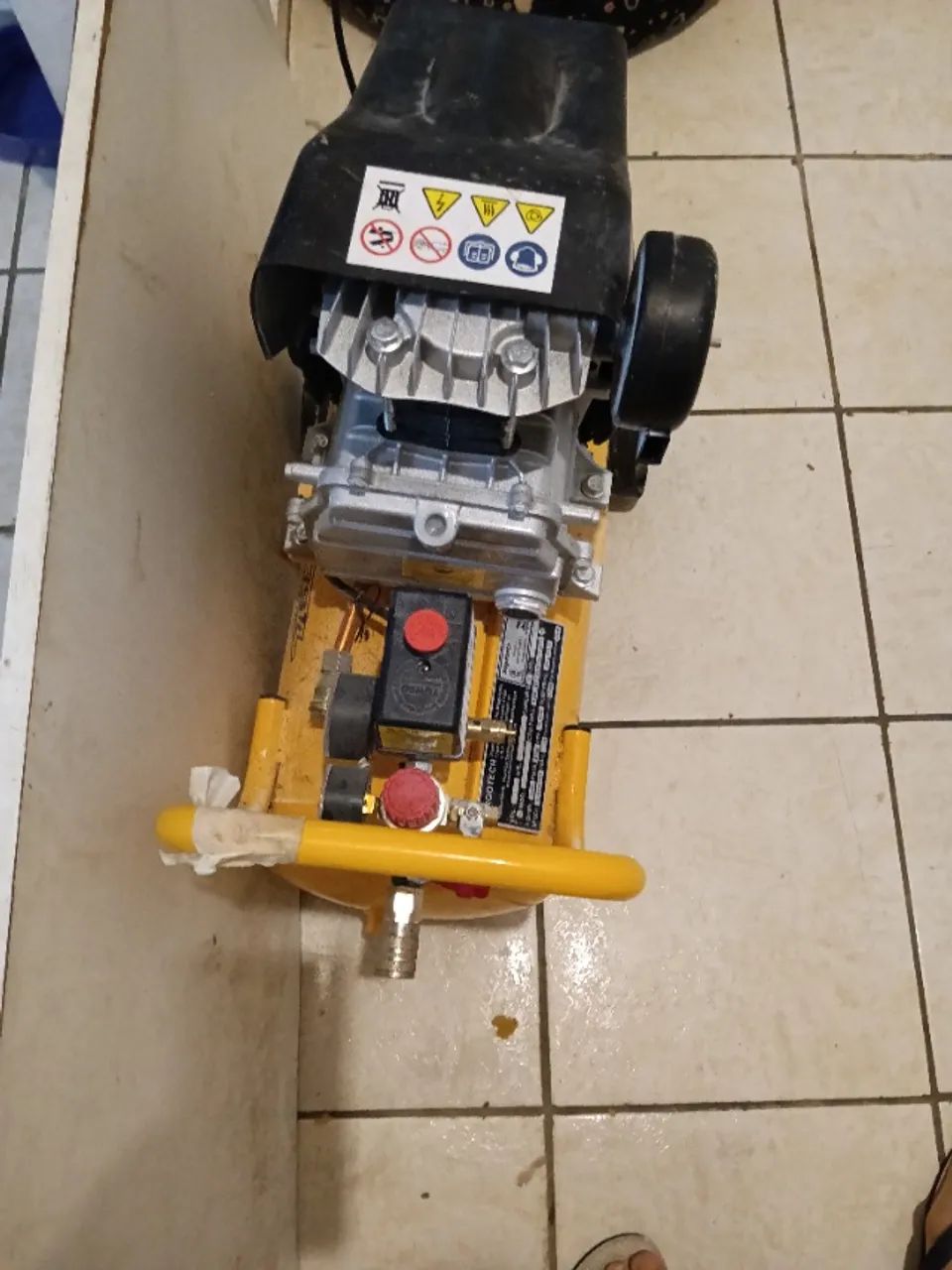 Compressor de ar * - Foto 2