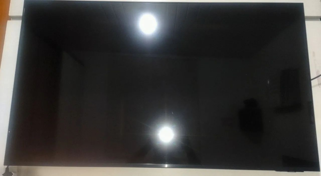 TV SEMI-NOVA SAMSUNG 55 POLEGADAS EM PERFEITO ESTADO SEM NEMHUM TIPO DE PROBLEMA.