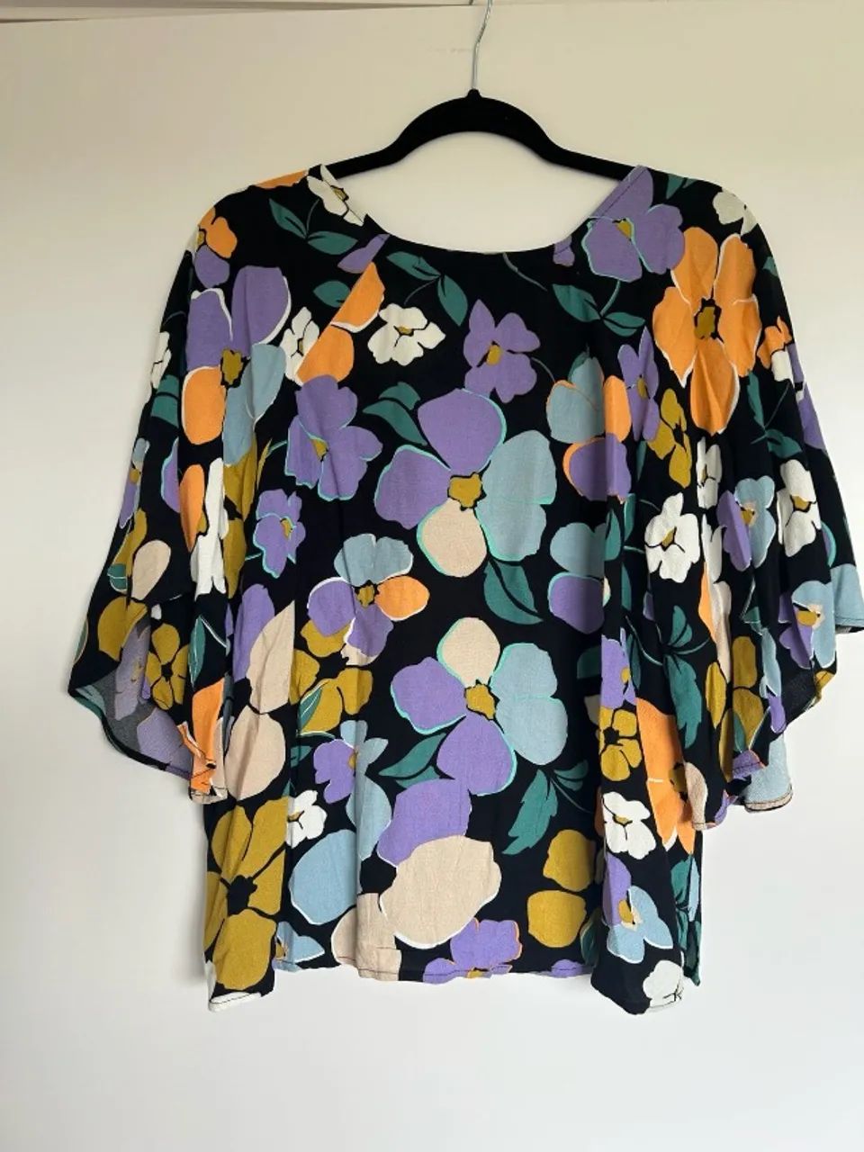 Blusinha floral Shoulder GG - Foto 3
