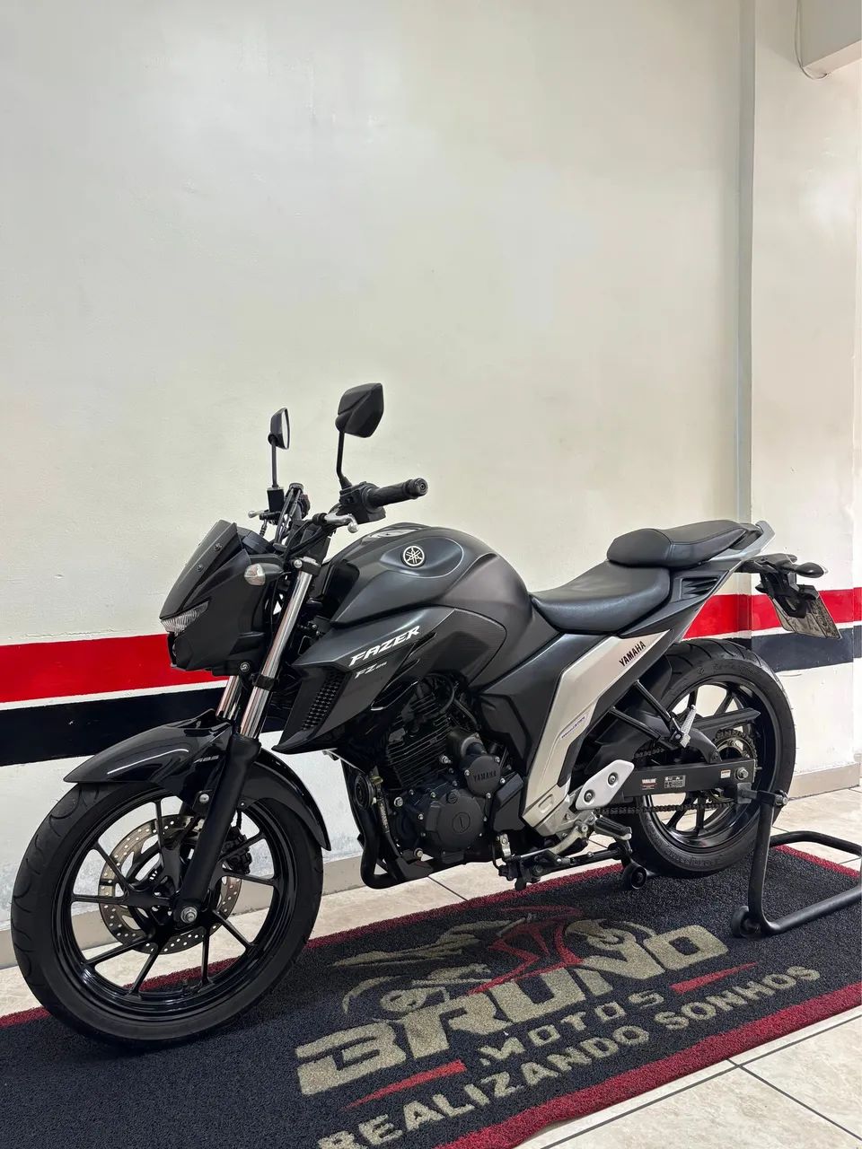 FAZER 250c 2023  ABS   MUITO NOVA  (DIVIDO EM 21x NO CARTÃO ) - Foto 7