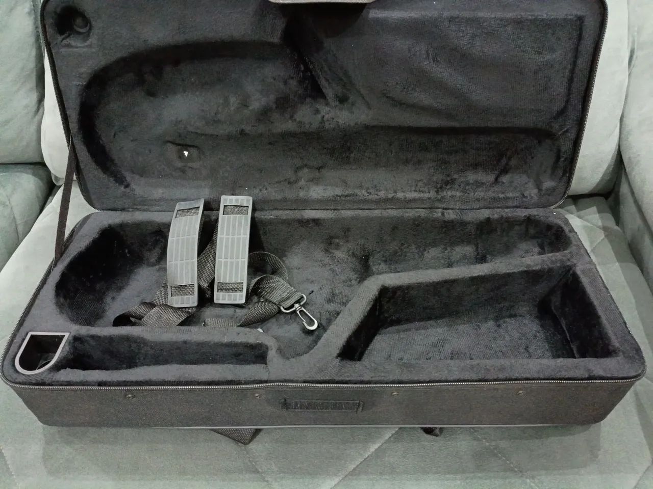 Case sax alto sem uso  - Foto 4