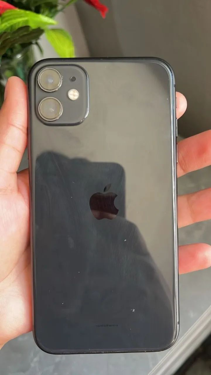 Vendo iPhone 11 preto 64GB - Foto 2