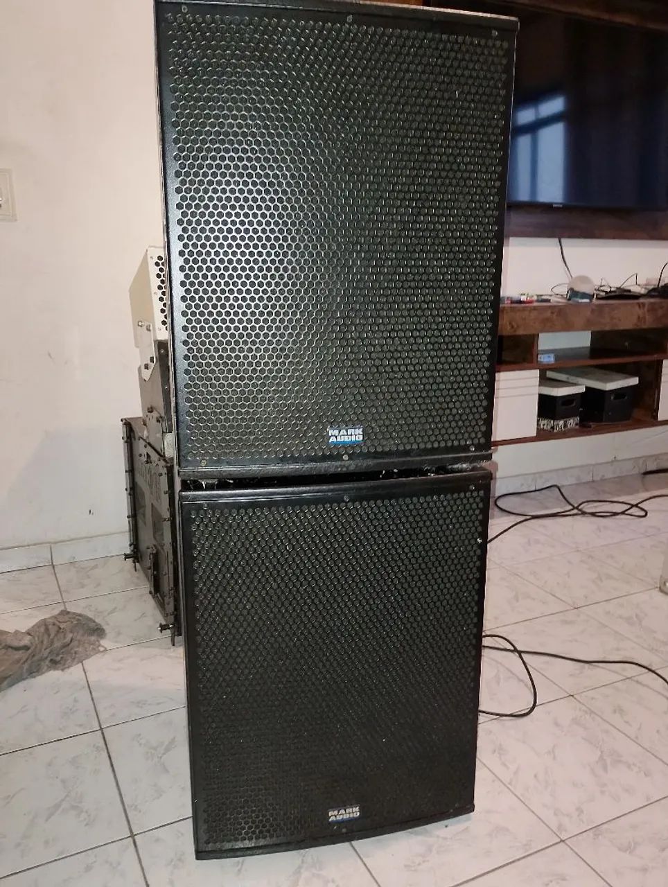 Caixa de som profissional Mark Áudio 