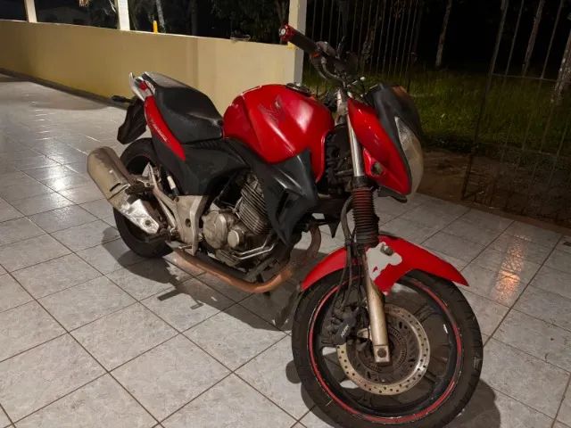CB 300