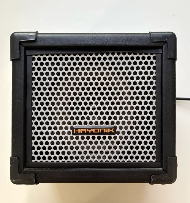 Caixa de som HAYONIK  com  entradas para  instrumento e microfone  - Foto 3
