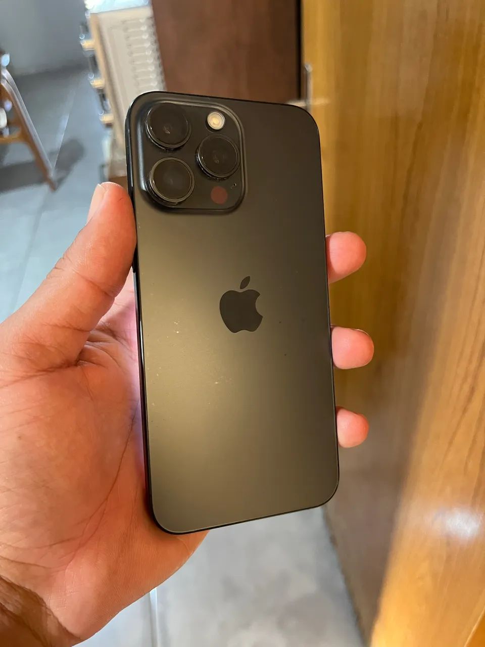 iPhone 15 PRO Max 256 GB R$3.550 pra vender logo - Foto 2
