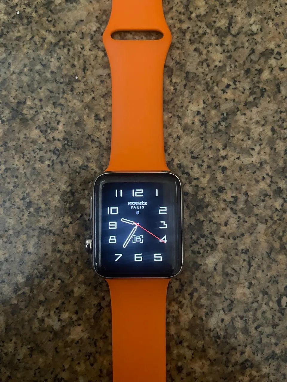 Apple Watch Hermes com saúde da bateria 97% - Foto 2