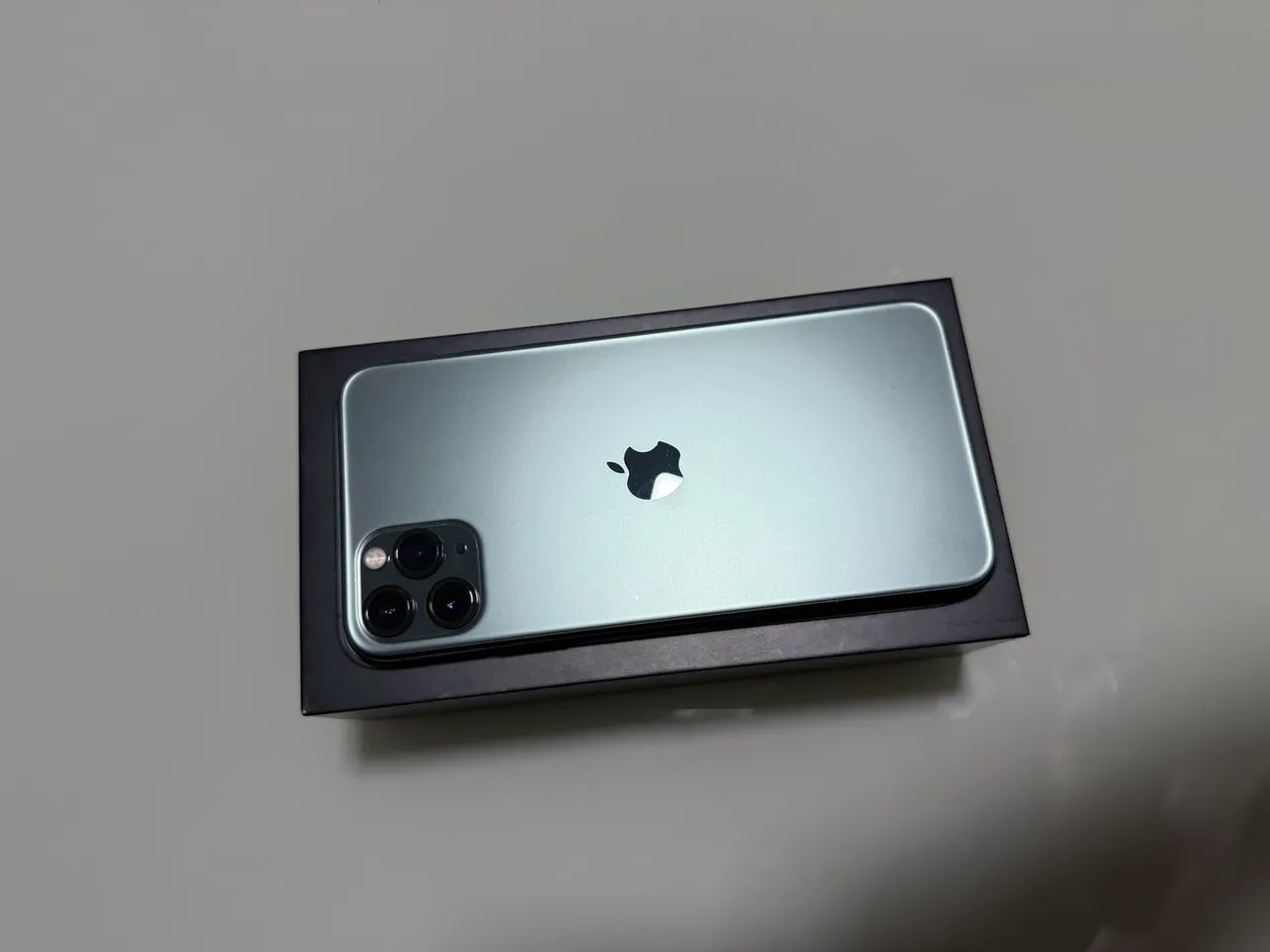 Iphone 11 pro max 64gb - Foto 2