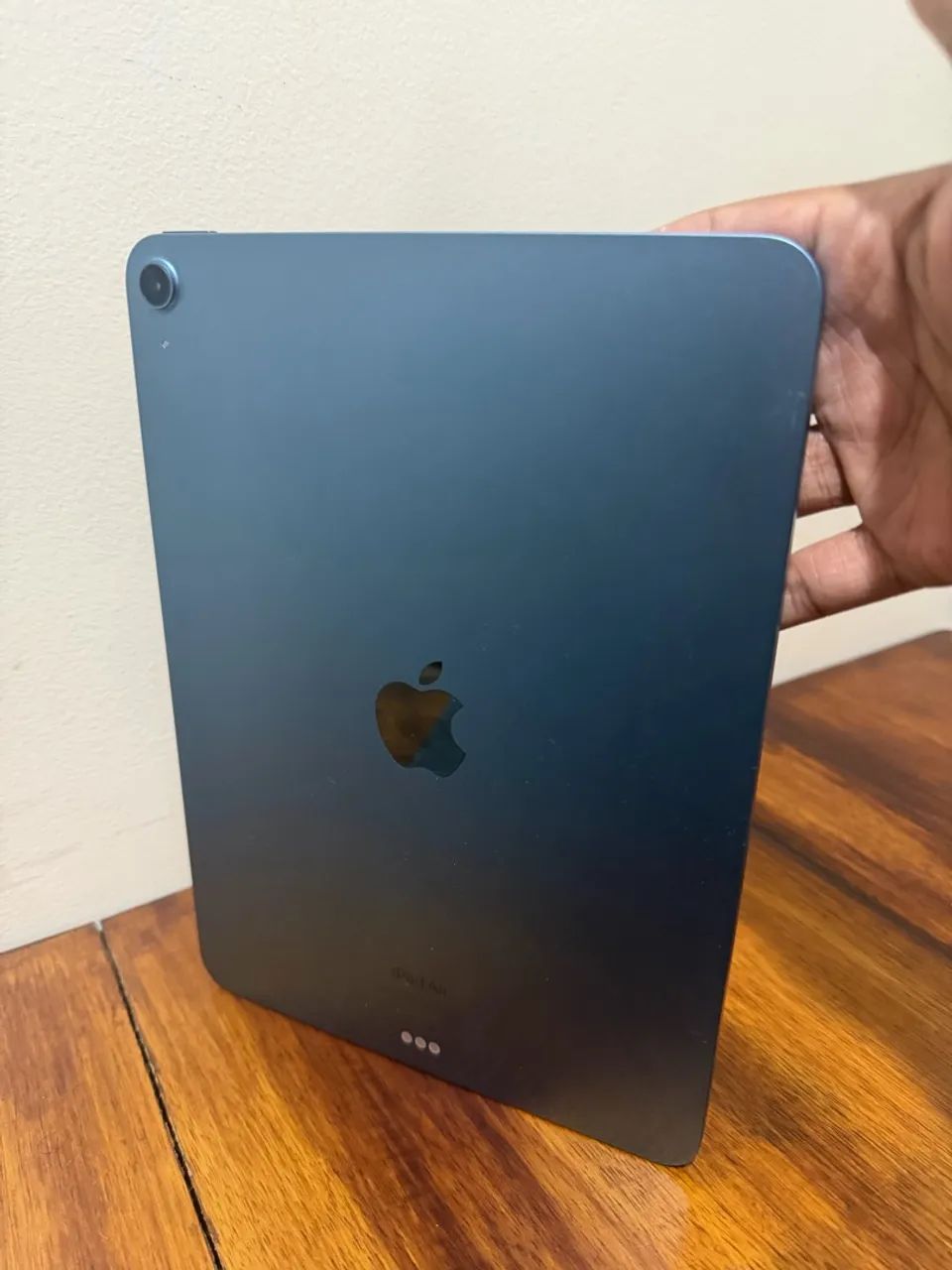 iPad Air 5 M1 + Apple Pencil 2 + Logitech Combo Touch