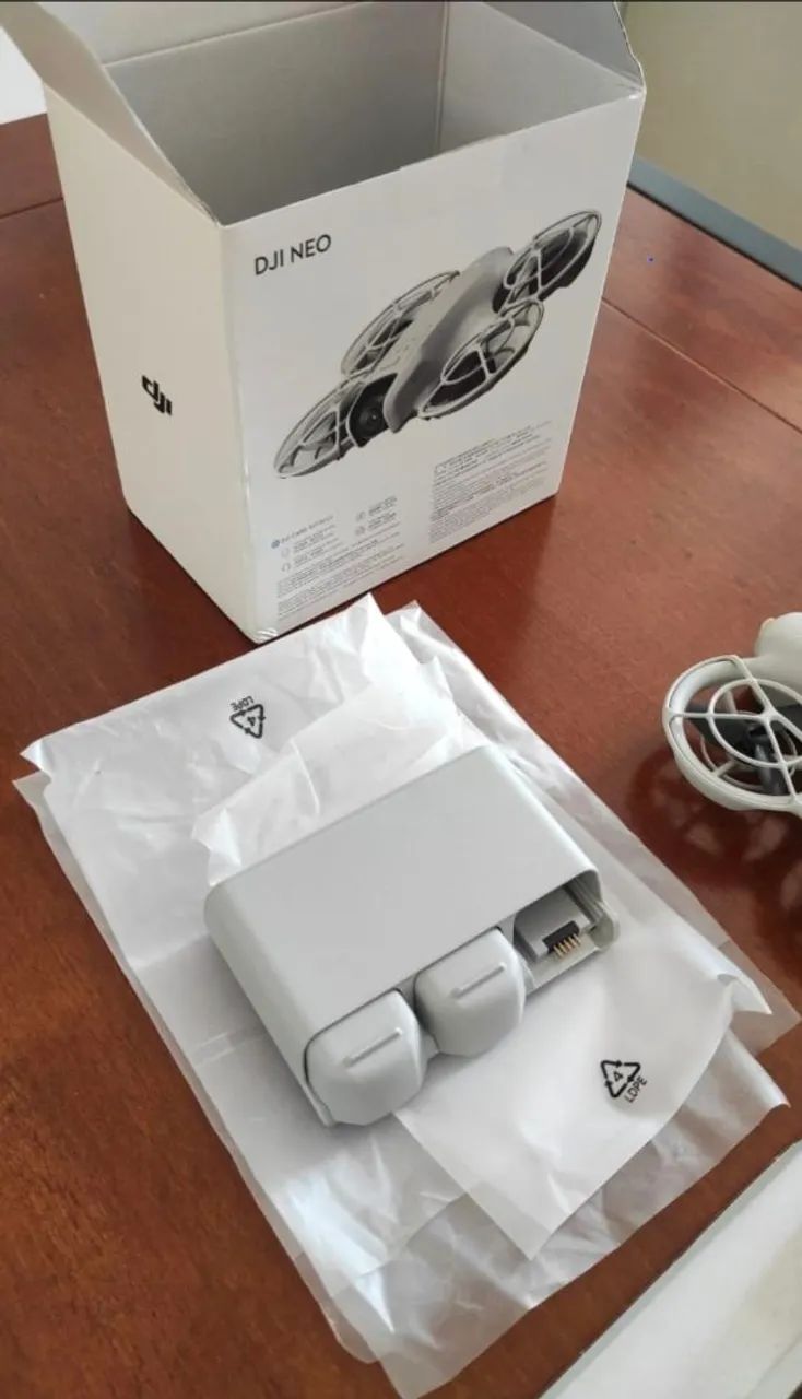 Drone DJI Neo - Fly More Combo - Foto 2