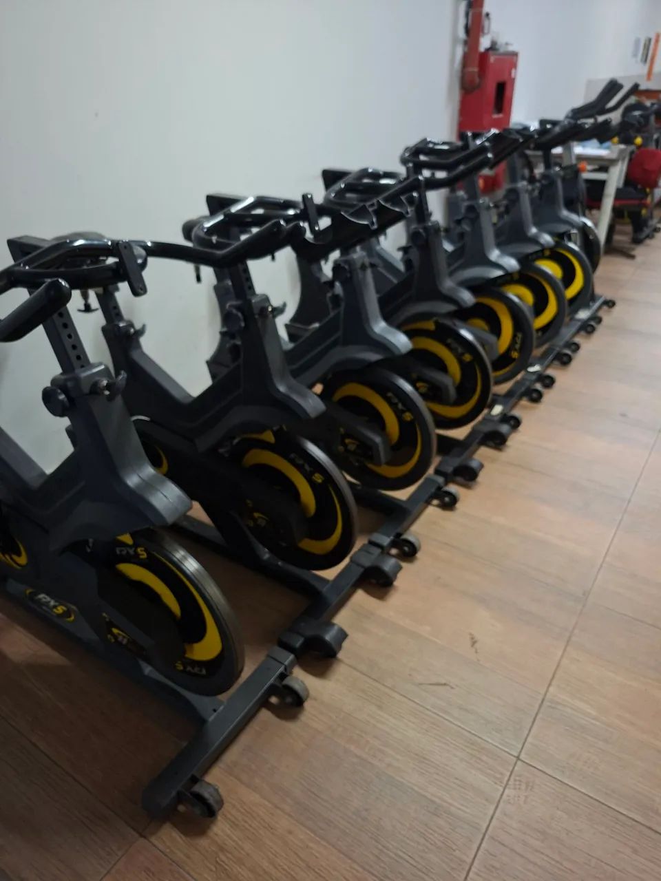 Vendo e alugo bikes de spinning 
