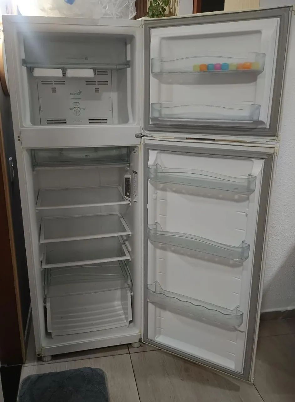 Geladeira Consul 