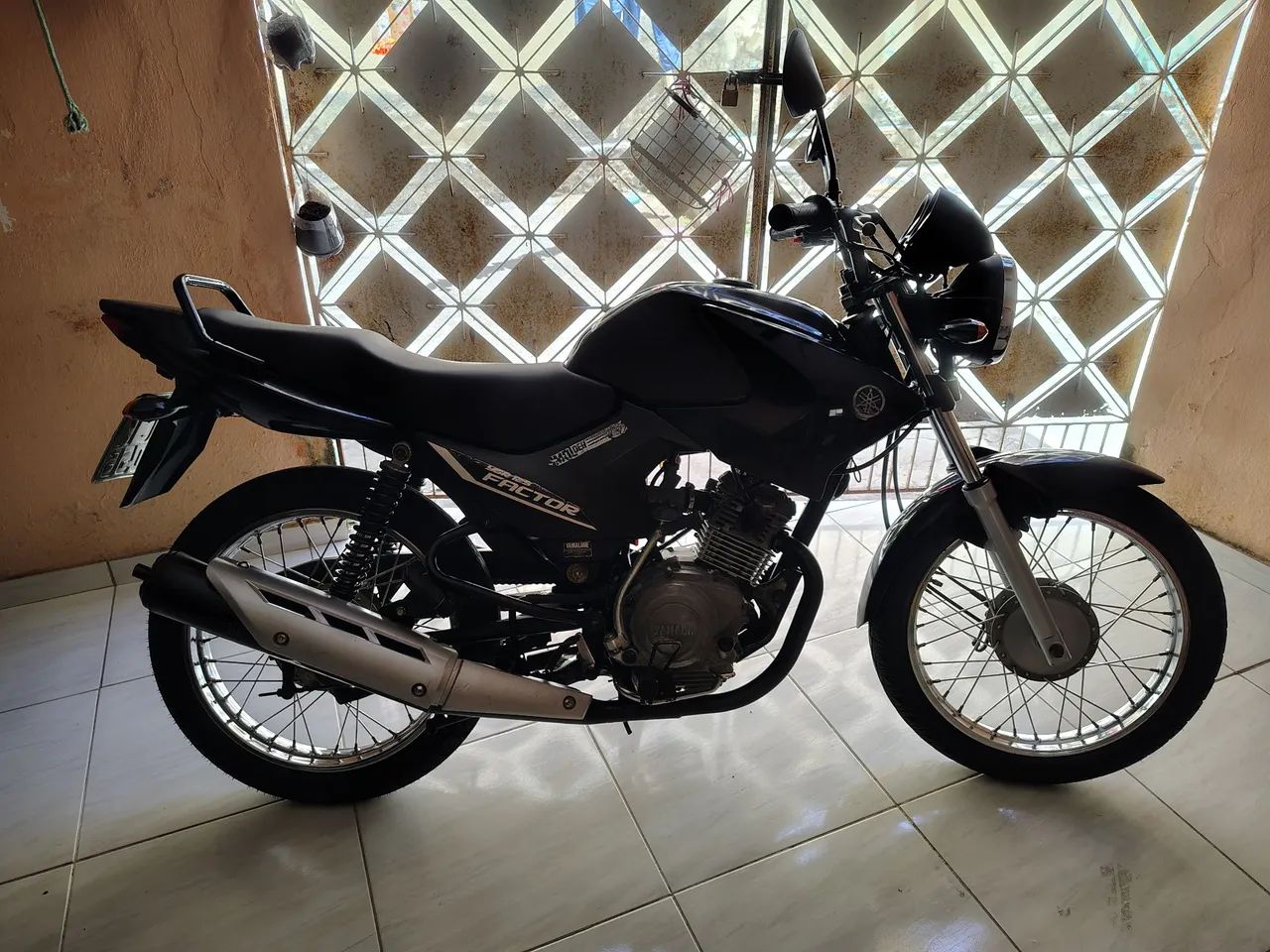 YAMAHA FACTOR 125 2011/2012 - Foto 2