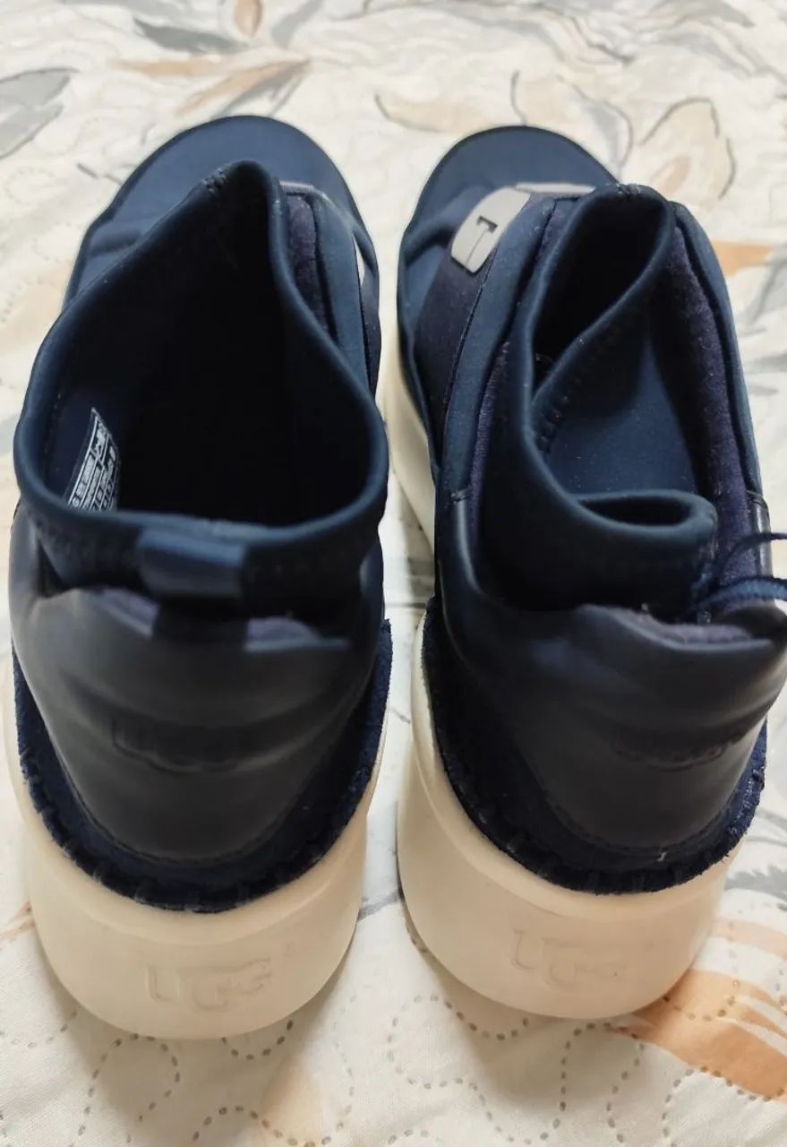 Tênis feminino UGG - Foto 4