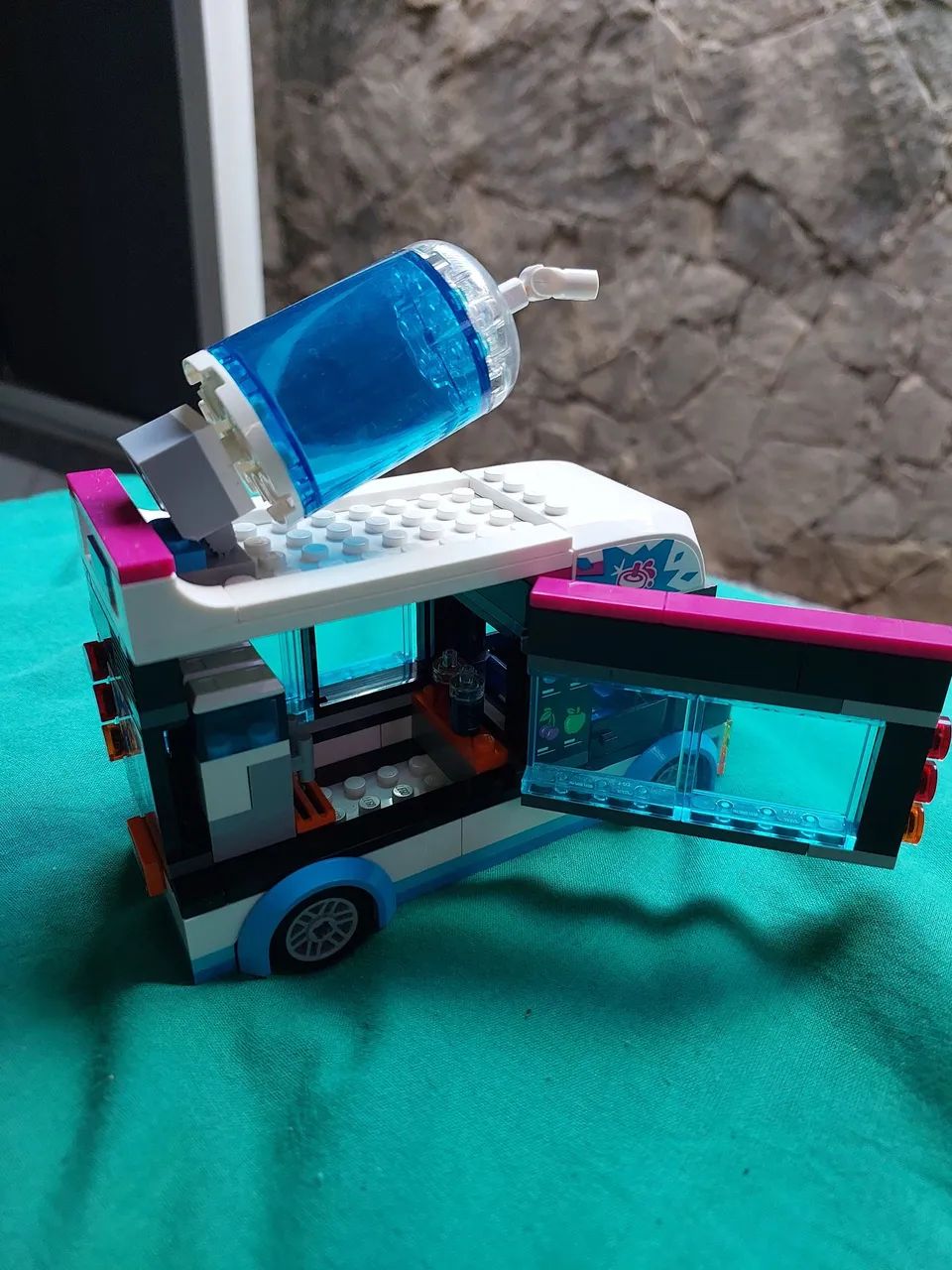 Lego City 60384 Van de Raspadinha - Foto 4