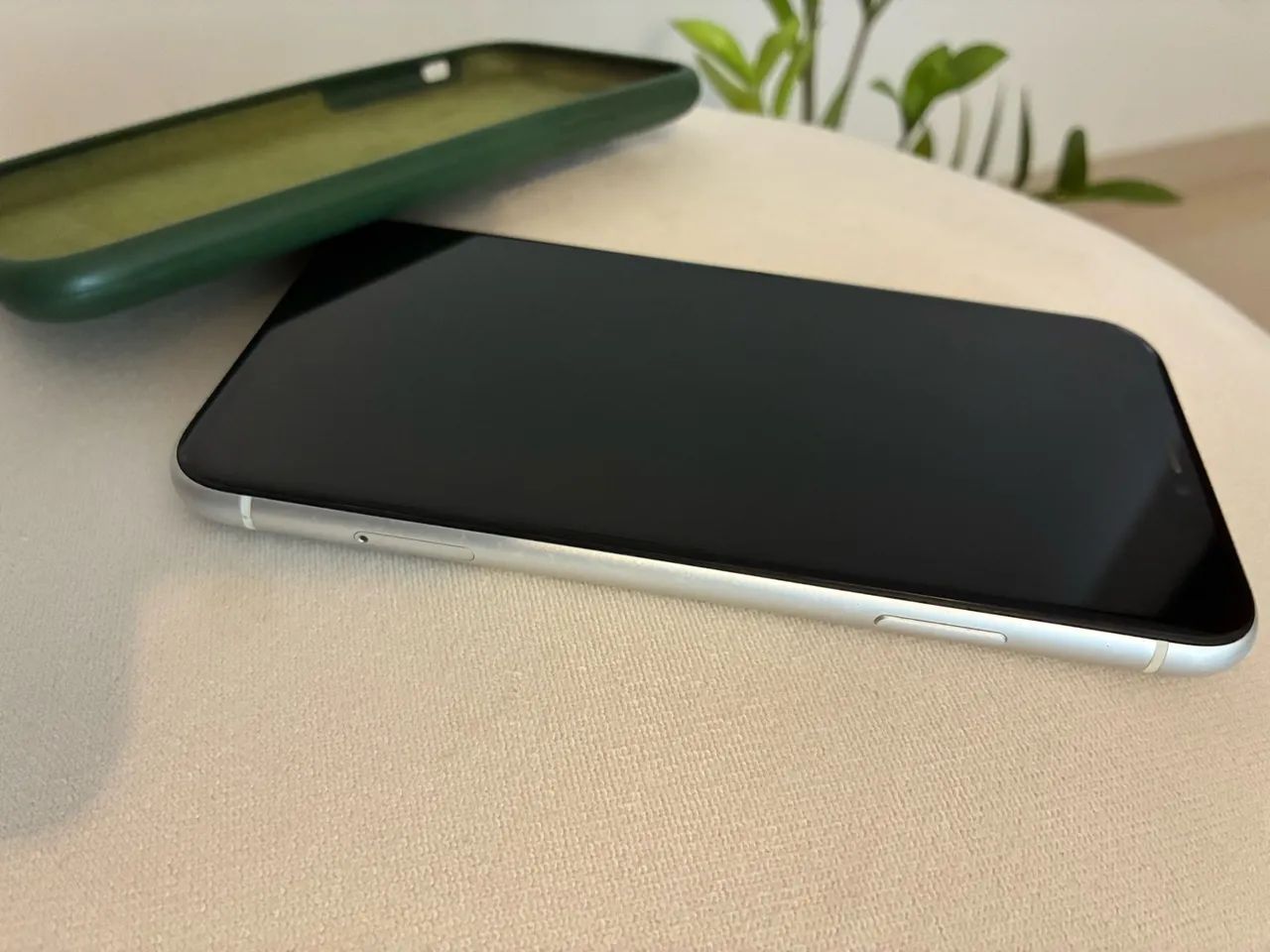 VENDO IPHONE XR - BEM CONSERVADO! - Foto 3