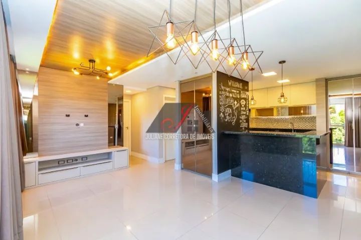 Apartamento à venda 02 quartos, bairro Campo Comprido em Curitiba.