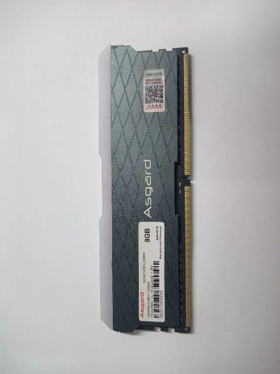 MEMÓRIA RAM ASGARD DE PC DDR4 8GB COM RGB